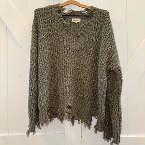 ADORA Chunky Knit Crew Neck Sweater with Distressed Hemlines in Ivy Green